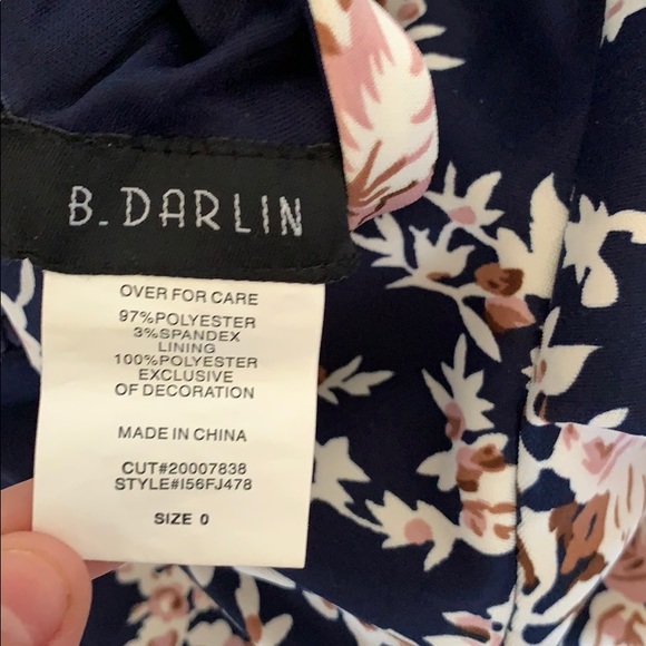 Semi formal dress (floral) - Picture 4 of 6